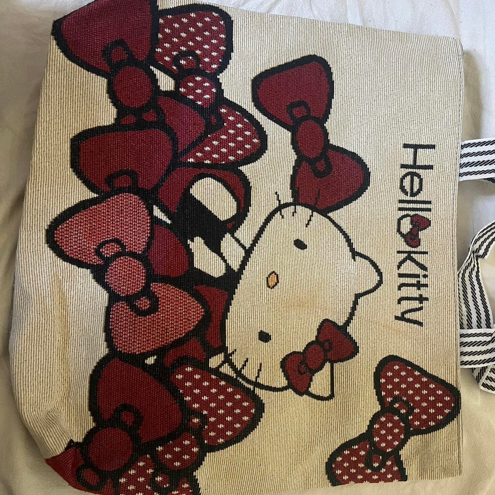 Hello Kitty tote bag with bows - perfect for carrying all your belongings